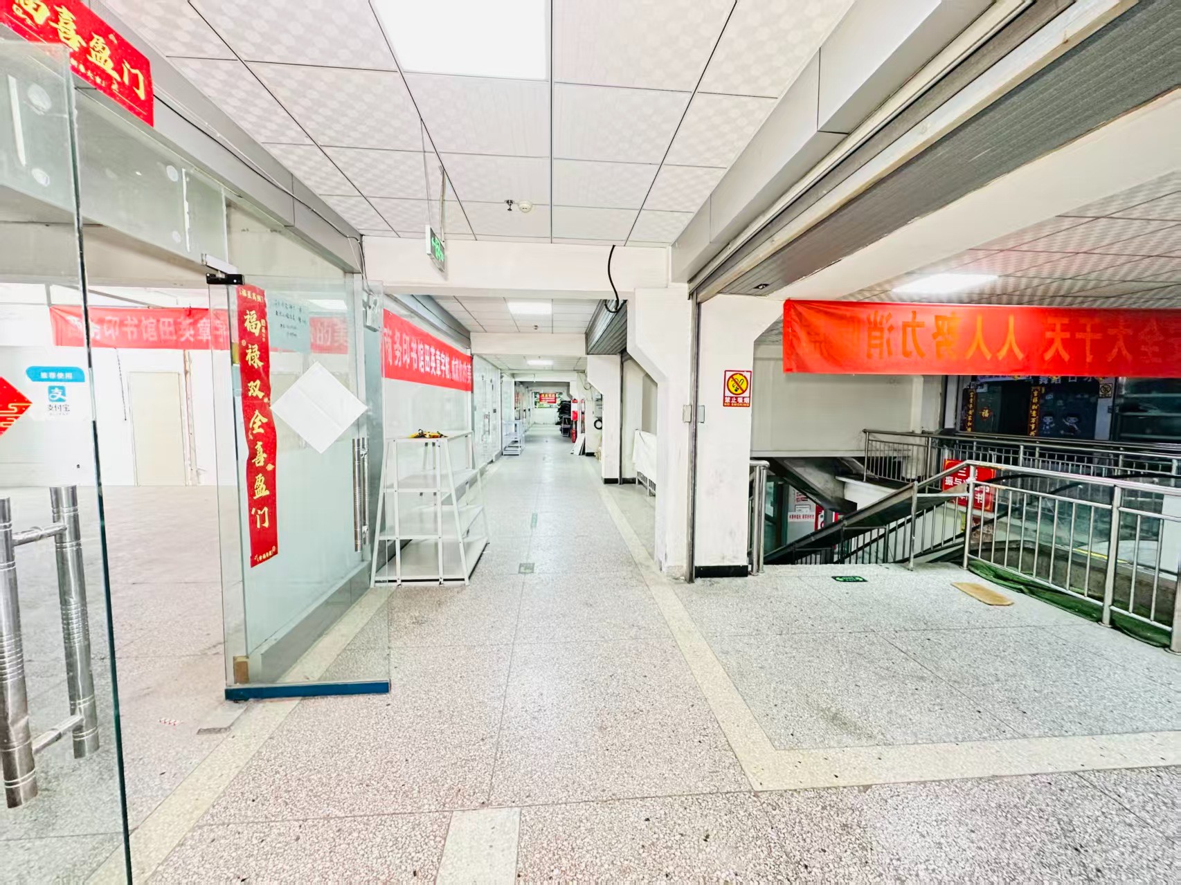 丁香路引入人工智能技术应用场景，推动AI与商业、零售、电商、企业服务等领域融合发展。